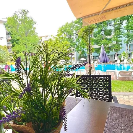 Bratanov Yassen Vilage Appartement