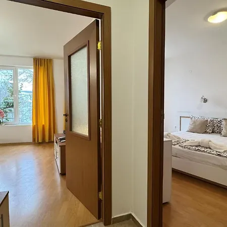 Bratanov Yassen Vilage Appartamento Sunny Beach